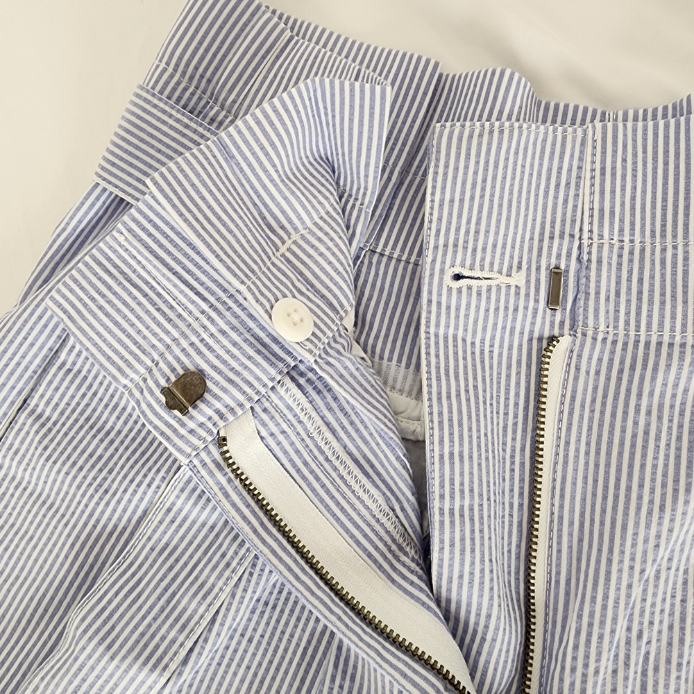 J. Crew Blue & White Pleated Paper Bag Waist Shorts - Size 6, High Waist, Preppy - Picture 5 of 7